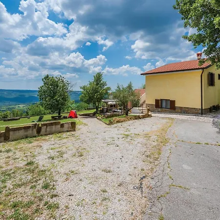 Holiday home 4 Bedroom Amazing In